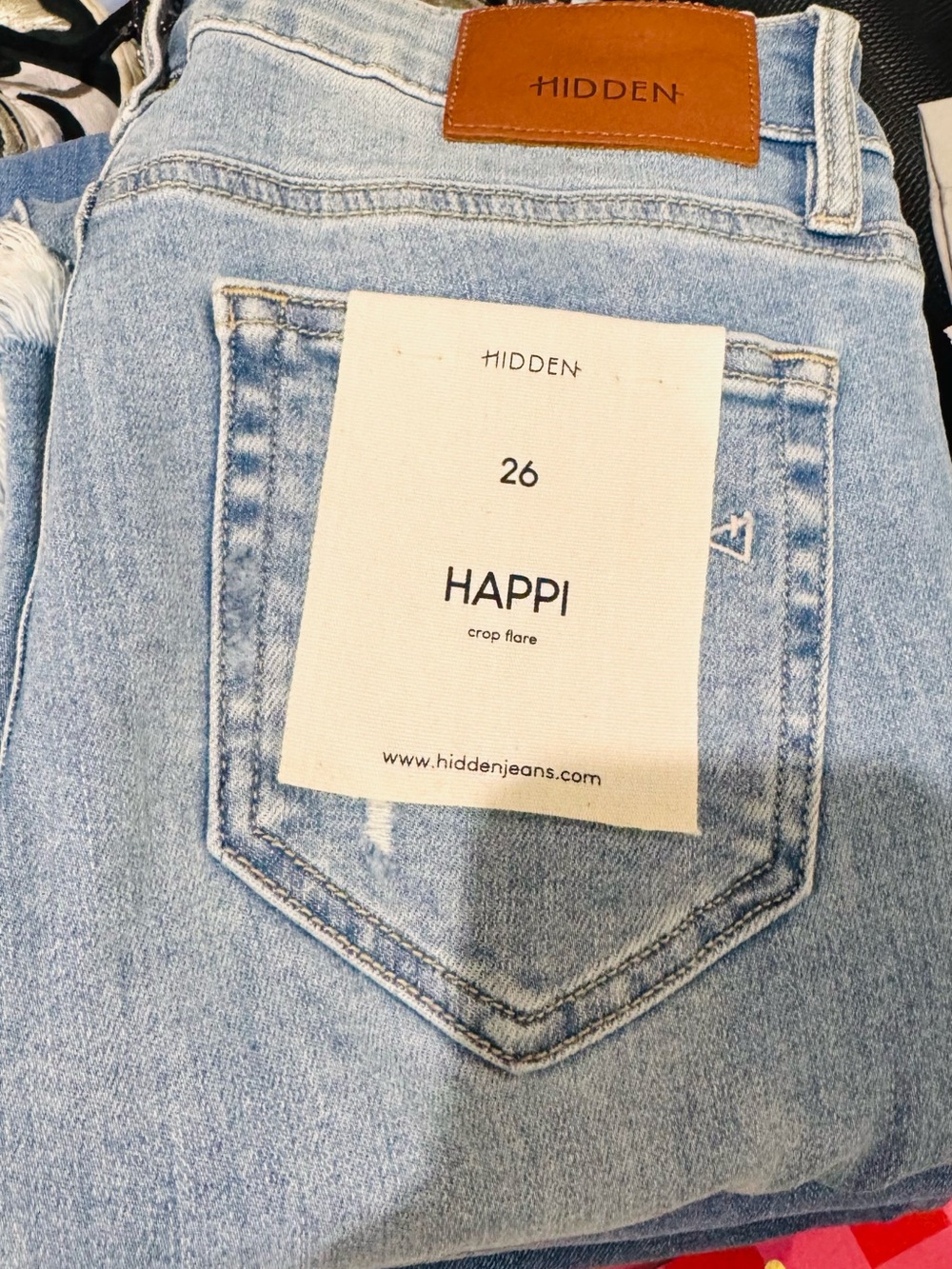 NWT: Brand: HIDDEN Style: HAPPI  Cropped Flare Ankle Jeans in Light Blue Denim